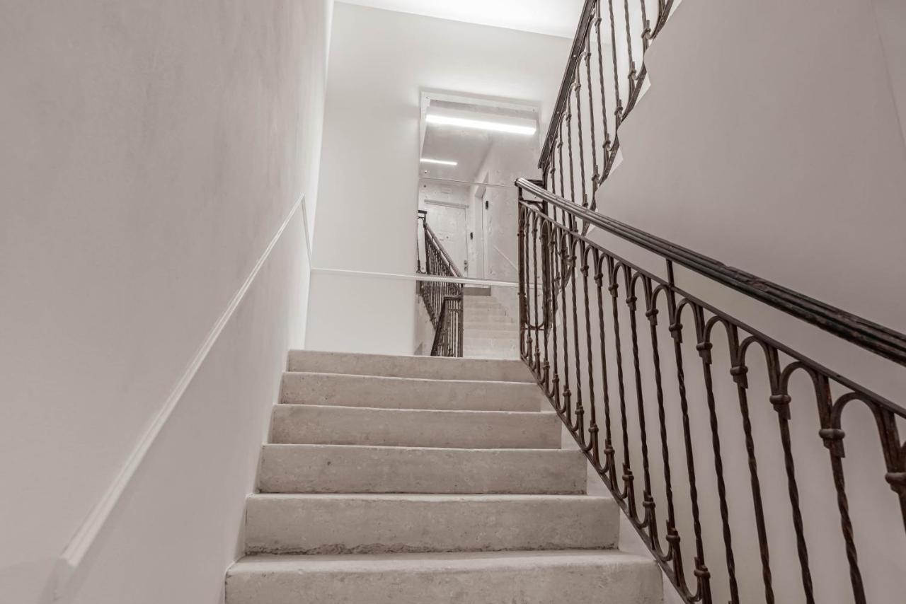 Palazzo '900 Design Flats - Il Pittore Padova Bagian luar foto